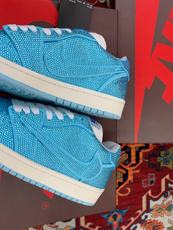 ナイキ靴素材ディテール